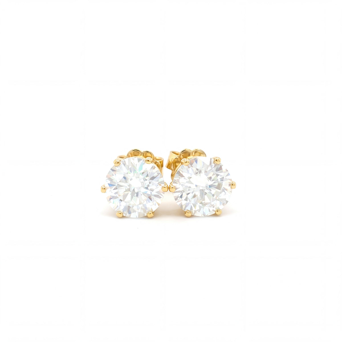 Luxe Brilliant Stud Earrings with Six Prongs