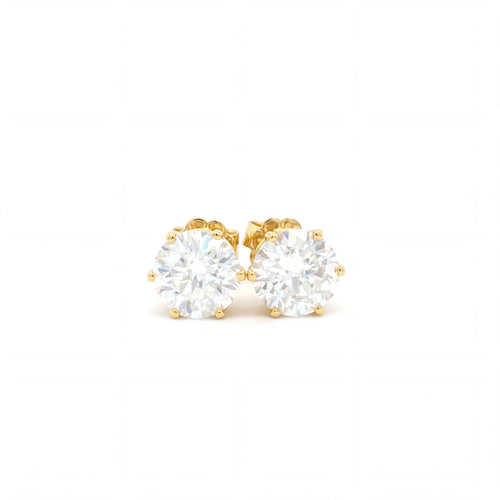 Luxe Brilliant Stud Earrings with Six Prongs