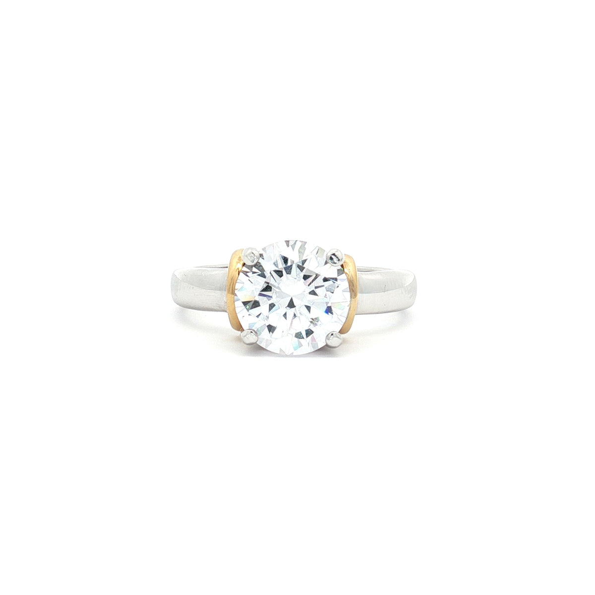 Brilliant Cut Solitaire Ring with side bars