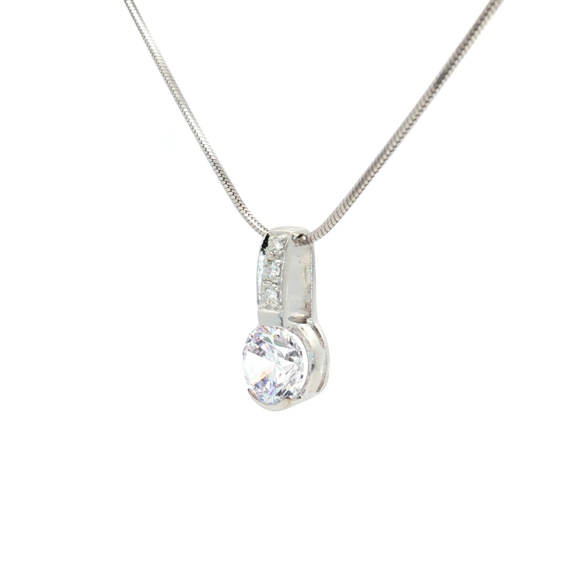 The Detail Solitaire Pendant