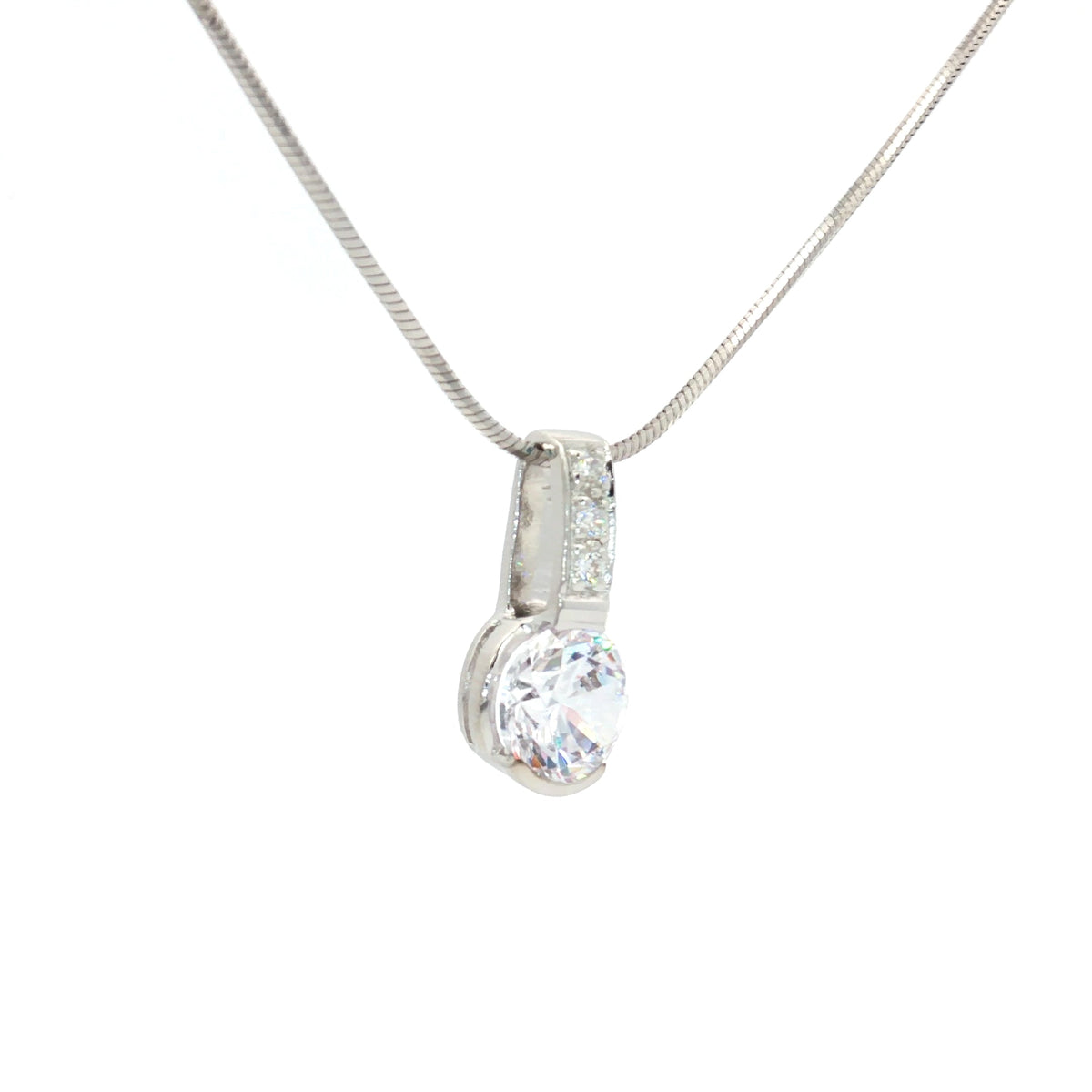 The Detail Solitaire Pendant