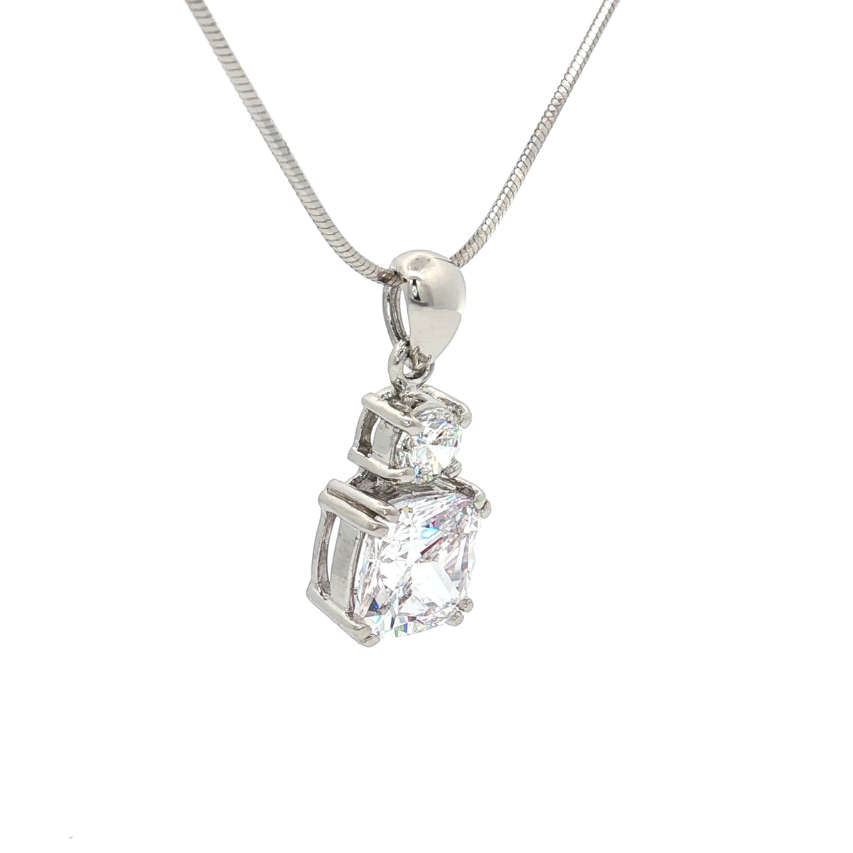The Meghan Pendant