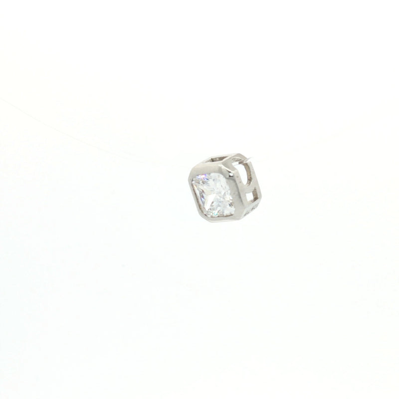 Princess Cut Floating Diamond
