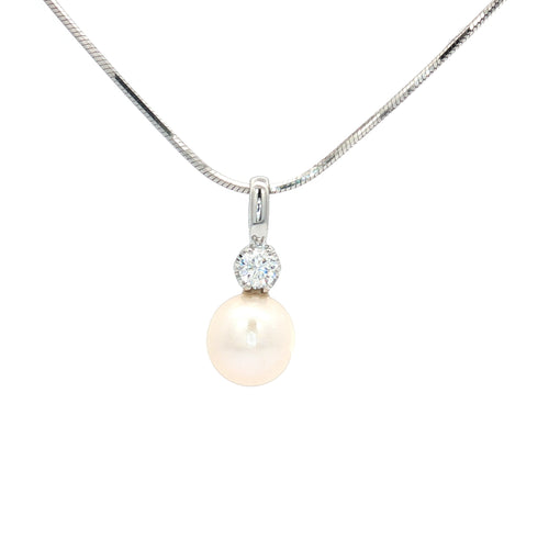 The Pearl Pendant