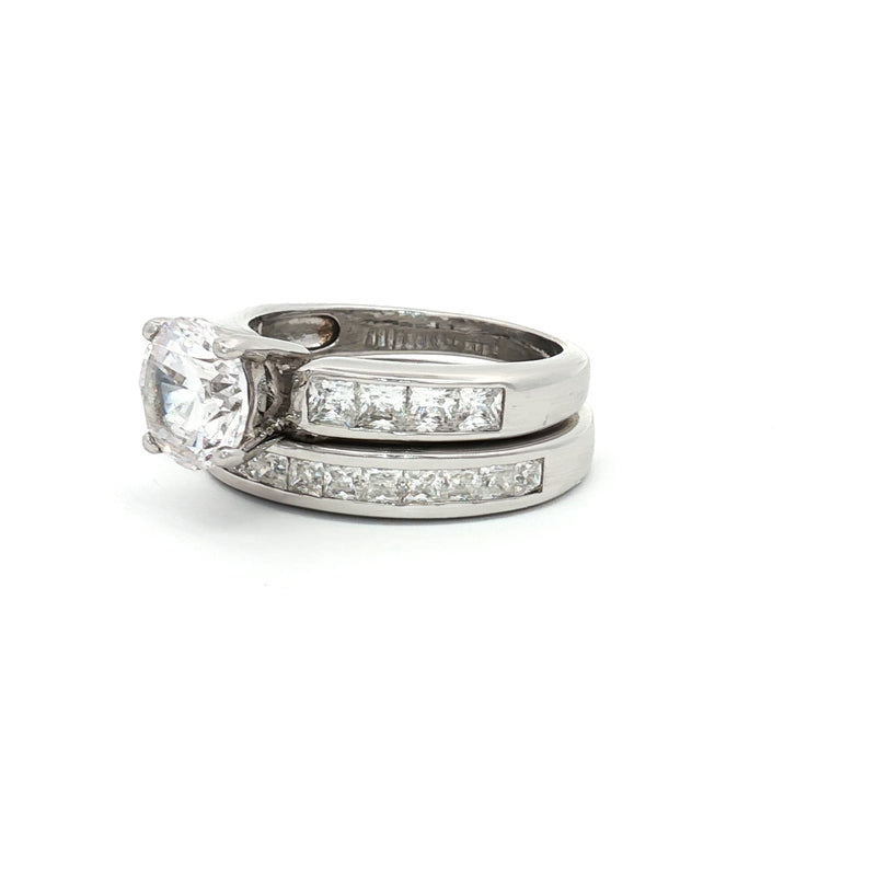 Brilliant Cut Solitaire Ring with Princess Cut Channel Setting and Matching Band