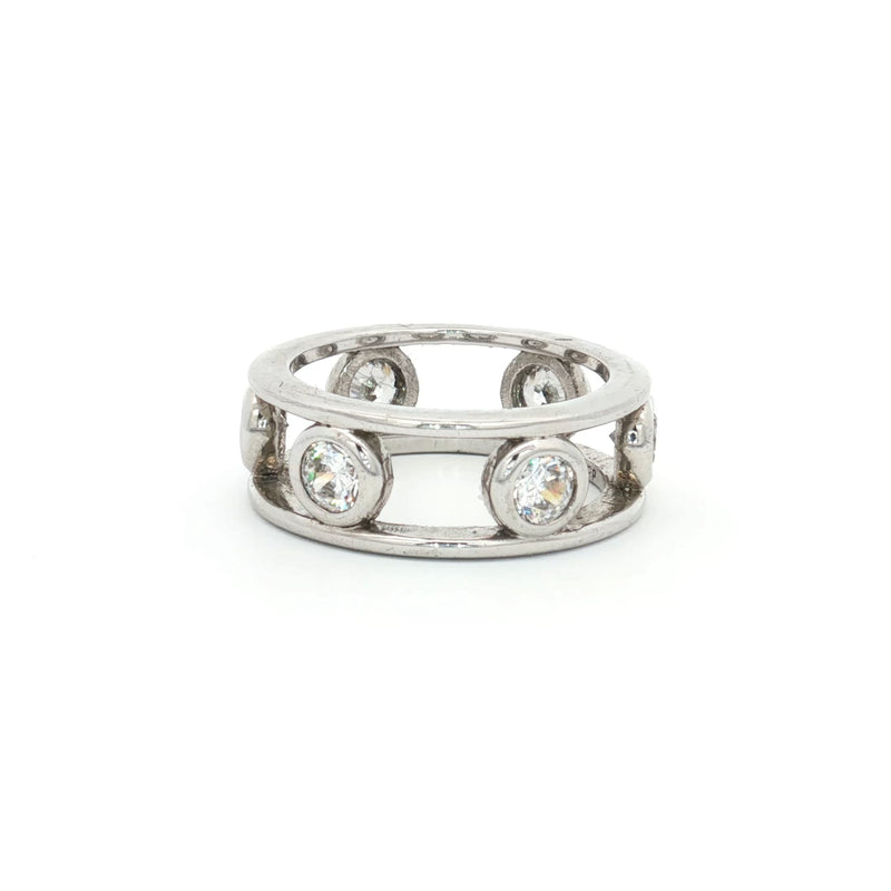 Bezel Set Open Frame Band