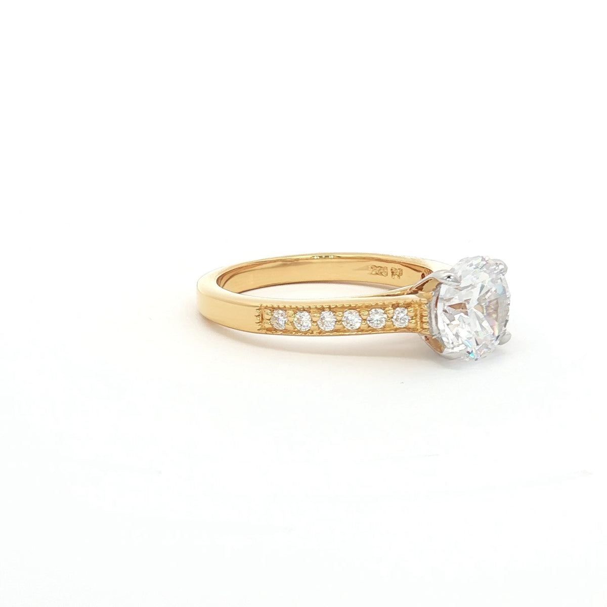 Brilliant Soliatire Ring with Milgrain Setting
