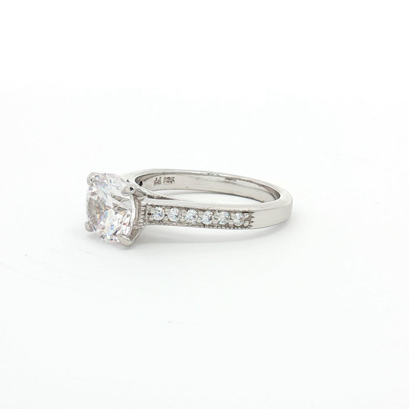 Brilliant Soliatire Ring with Milgrain Setting