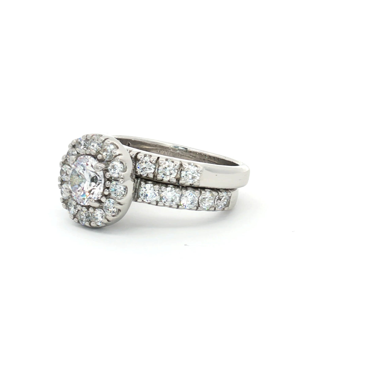 Halo Setting Ring with Small Brilliants and Matching Band