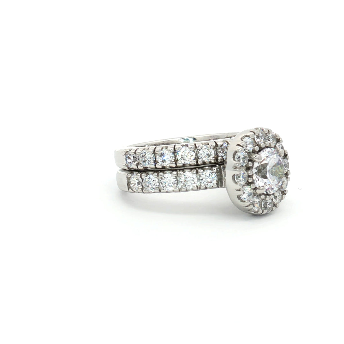 Halo Setting Ring with Small Brilliants and Matching Band
