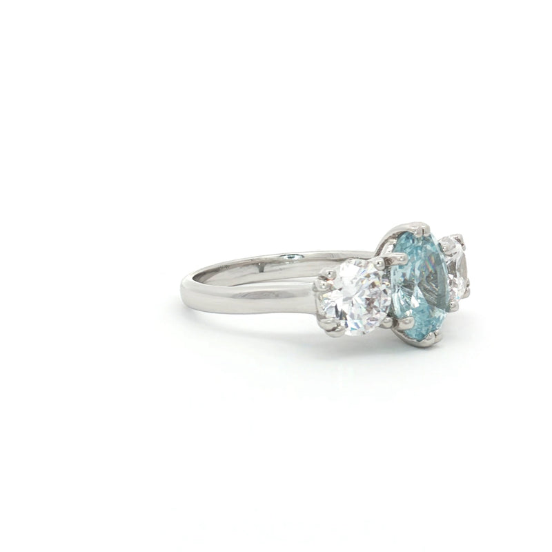 Oval Cut Ring with Two Brilliant Side Stones with Aqua Marine Centre Stone