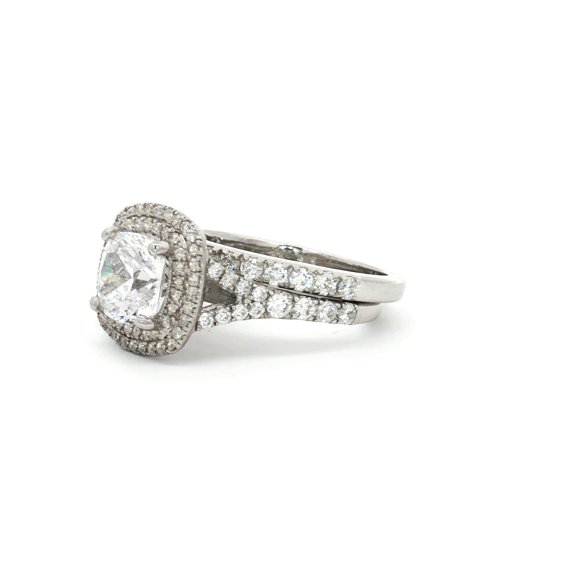 Cushion Double Cut Halo Ring and Brilliant Cut Matching Band