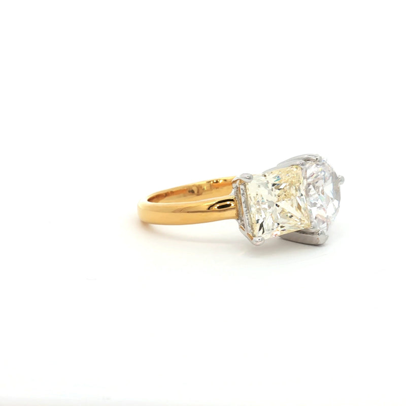 Toi Et Moi Yellow Teardrop and Emerald Cut Ring in Yellow Gold