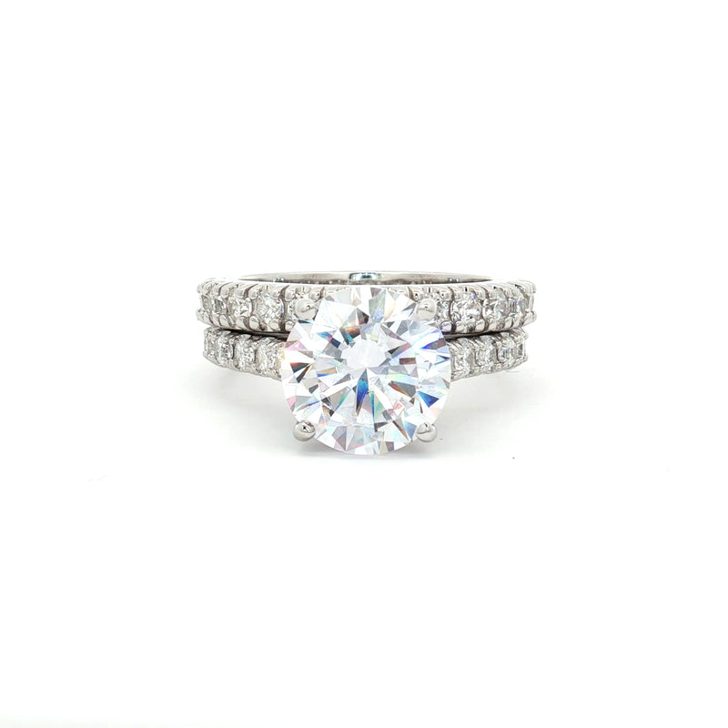 Large Round Solitaire with Brilliant cut stones on Band with matching half band